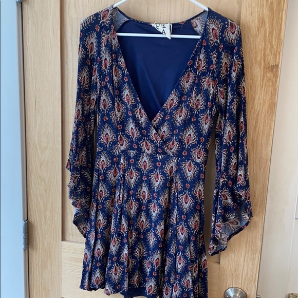 Dress - Picture 2 of 4